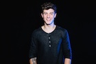 Shawn Mendes : shawn-mendes-1475370361.jpg