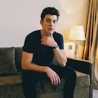 Shawn Mendes : shawn-mendes-1475373601.jpg