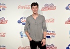 Shawn Mendes : shawn-mendes-1480916521.jpg