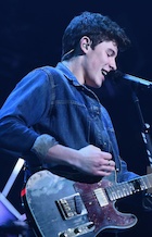 Shawn Mendes : shawn-mendes-1481545441.jpg