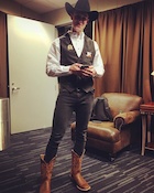 Shawn Mendes : shawn-mendes-1504341001.jpg