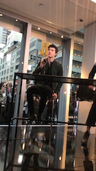 Shawn Mendes : shawn-mendes-1505377441.jpg