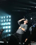 Shawn Mendes : shawn-mendes-1511647561.jpg