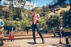 Shawn Mendes : shawn-mendes-1526660090.jpg