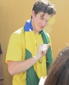 Shawn Mendes : shawn-mendes-1530578701.jpg