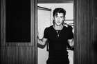 Shawn Mendes : shawn-mendes-1539474602.jpg