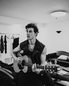 Shawn Mendes : shawn-mendes-1557952741.jpg