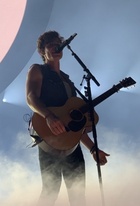 Shawn Mendes : shawn-mendes-1560613321.jpg