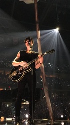 Shawn Mendes : shawn-mendes-1564343461.jpg