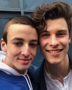 Shawn Mendes : shawn-mendes-1577744751.jpg