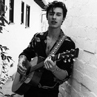 Shawn Mendes : shawn-mendes-1577978138.jpg