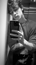 Shawn Mendes : shawn-mendes-1631484361.jpg
