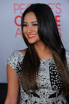 Shay Mitchell : shay-mitchell-1444583805.jpg