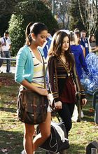 Shay Mitchell : shaymitchell_1276109520.jpg