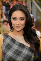 Shay Mitchell : shaymitchell_1307116459.jpg