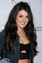 Shenae Grimes : shenae-grimes-1351017673.jpg