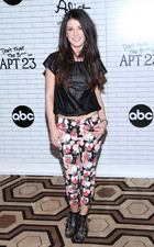 Shenae Grimes : shenae-grimes-1351437494.jpg