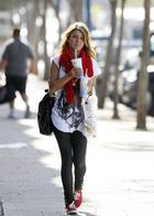 Shenae Grimes : shenaegrimes_1273206255.jpg