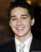 Shia LaBeouf : TI4U_u1144560494.jpg