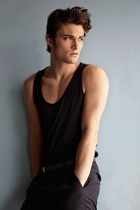 Shiloh Fernandez in General Pictures, Uploaded by: Guest