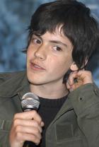 Skandar Keynes : TI4U_u1147101920.jpg