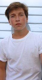 Skyler Gisondo : skyler-gisondo-1402241002.jpg