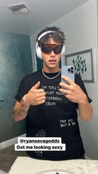 Tayler Holder : tayler-holder-1656872282.jpg