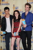 Taylor Lautner : TI4U_u1310852524.jpg