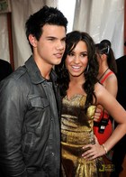 Taylor Lautner : taylor-lautner-1312897810.jpg