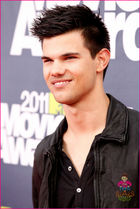 Taylor Lautner : taylor-lautner-1313255438.jpg