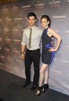 Taylor Lautner : taylor-lautner-1313621370.jpg