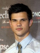 Taylor Lautner : taylor-lautner-1314906233.jpg