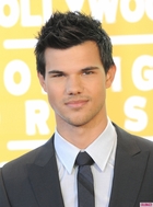 Taylor Lautner : taylor-lautner-1315420345.jpg