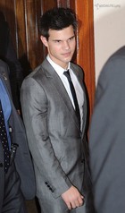 Taylor Lautner : taylor-lautner-1315420795.jpg