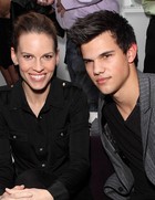 Taylor Lautner : taylor-lautner-1315592891.jpg