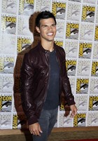 Taylor Lautner : taylor-lautner-1315733098.jpg