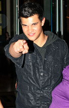 Taylor Lautner : taylor-lautner-1316350494.jpg