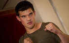 Taylor Lautner : taylor-lautner-1326769067.jpg