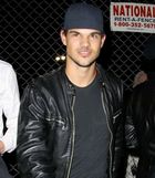 Taylor Lautner : taylor-lautner-1327538110.jpg