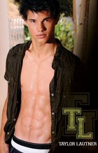 Taylor Lautner : taylor-lautner-1329075466.jpg