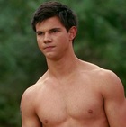 Taylor Lautner : taylor-lautner-1333127237.jpg