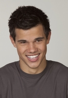 Taylor Lautner : taylor-lautner-1341769809.jpg