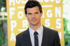 Taylor Lautner : taylor-lautner-1343205796.jpg