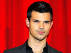 Taylor Lautner : taylor-lautner-1345143742.jpg