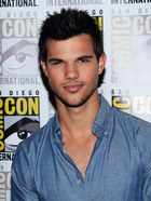 Taylor Lautner : taylor-lautner-1361682993.jpg