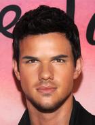 Taylor Lautner : taylor-lautner-1365281501.jpg