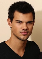 Taylor Lautner : taylor-lautner-1449509373.jpg