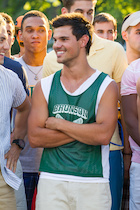 Taylor Lautner : taylor-lautner-1454542184.jpg