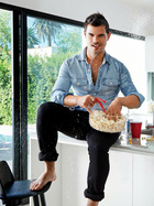 Taylor Lautner : taylor-lautner-1527390995.jpg