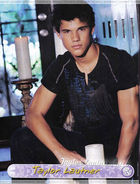 Taylor Lautner : taylor_lautner_1226004894.jpg